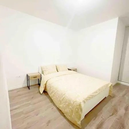 New : - 20%, 8/6/4 Voyageurs * Bagneux (Hauts-de-Seine)